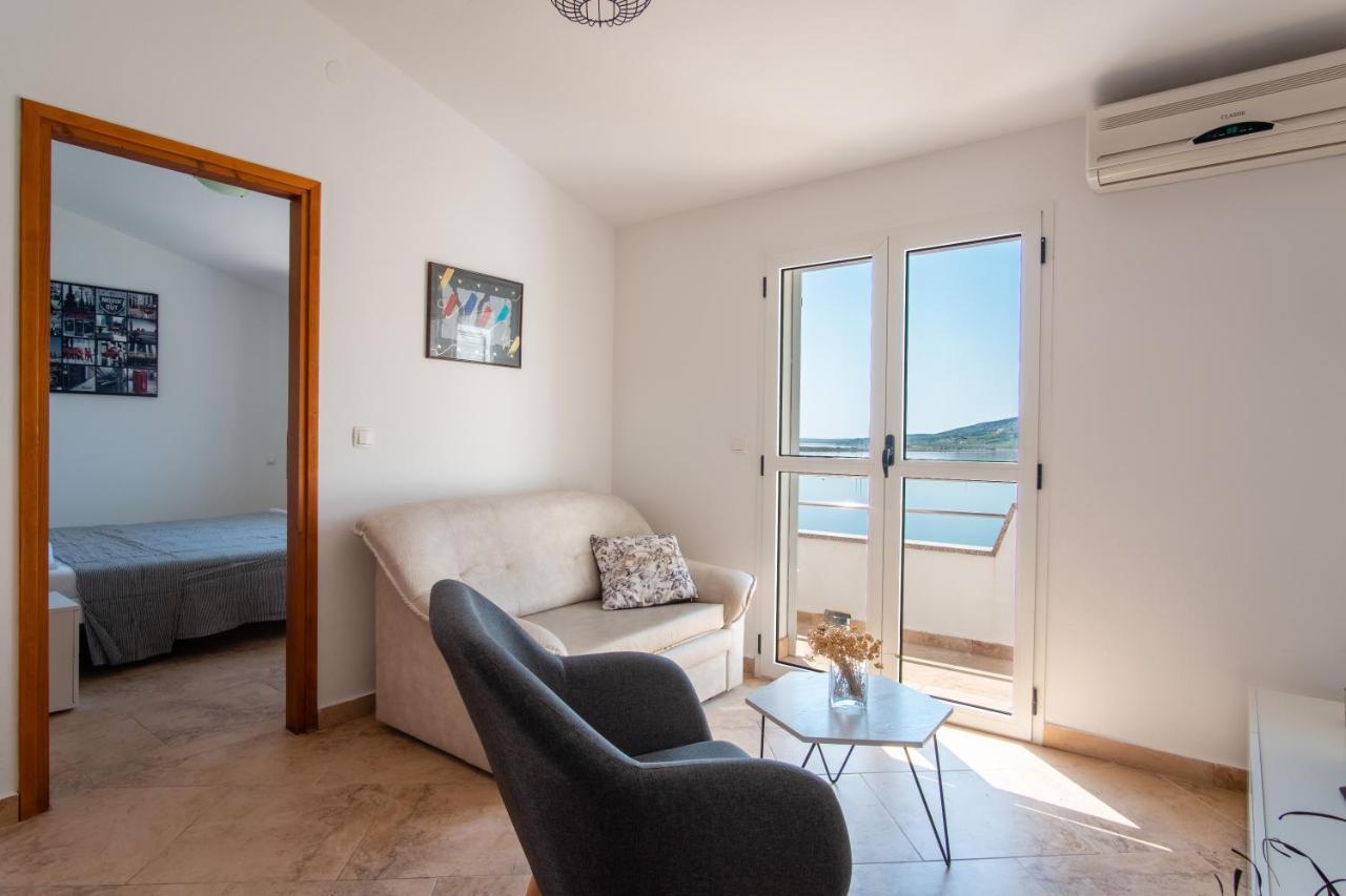 פג Apartment Lazic Pag מראה חיצוני תמונה